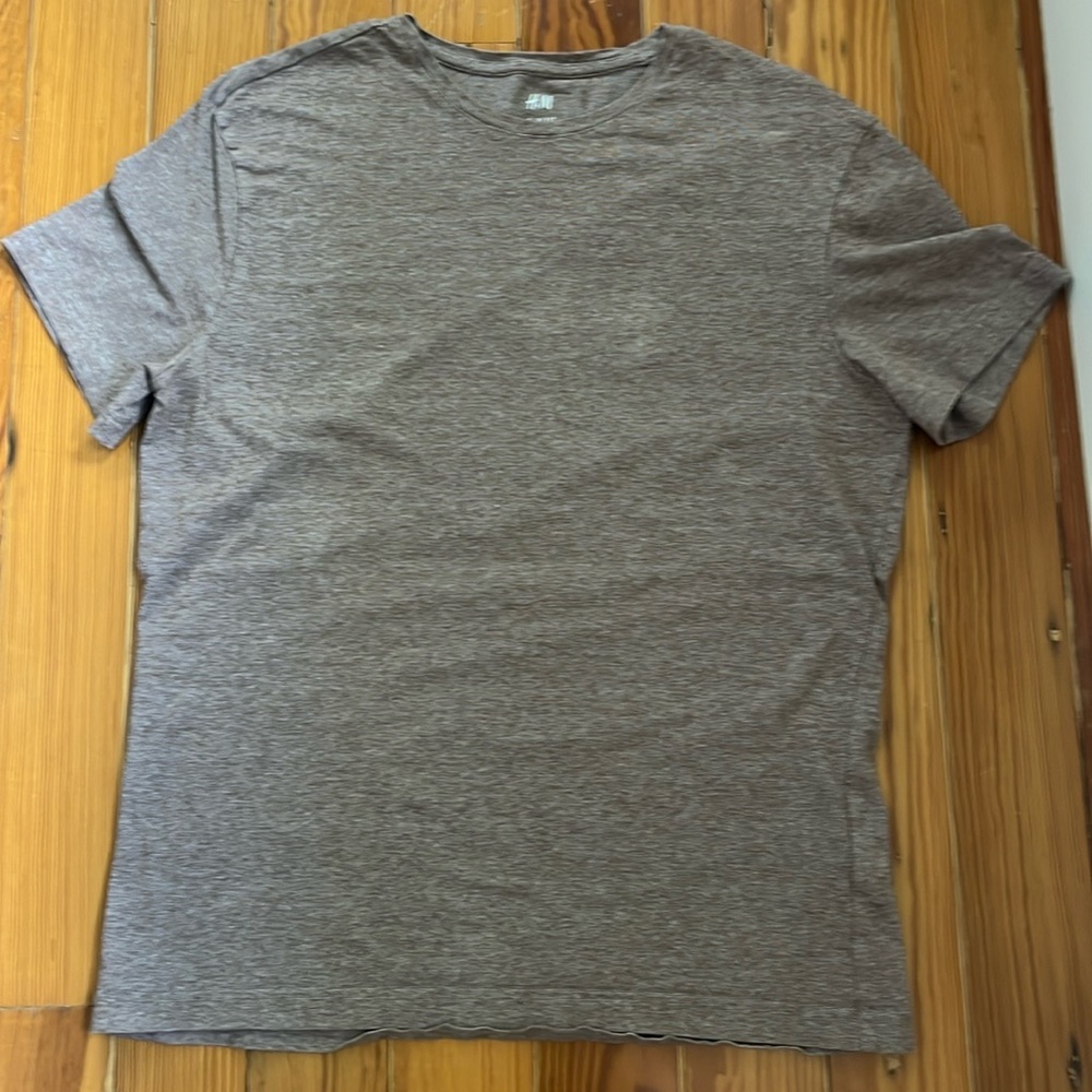 H&M men’s t-shirt.  Size Large.  Light brown color